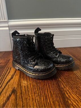 Dr. Martens® Kid's Glitter Toddler Boots - Size 6